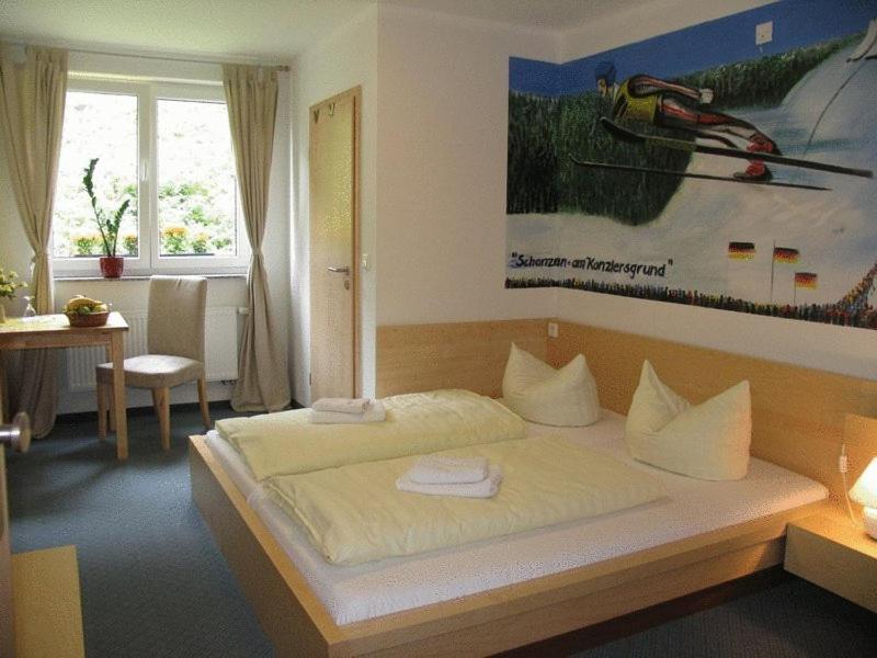 Hotel & Gasthaus Sterngrund Zella-Mehlis Cameră foto